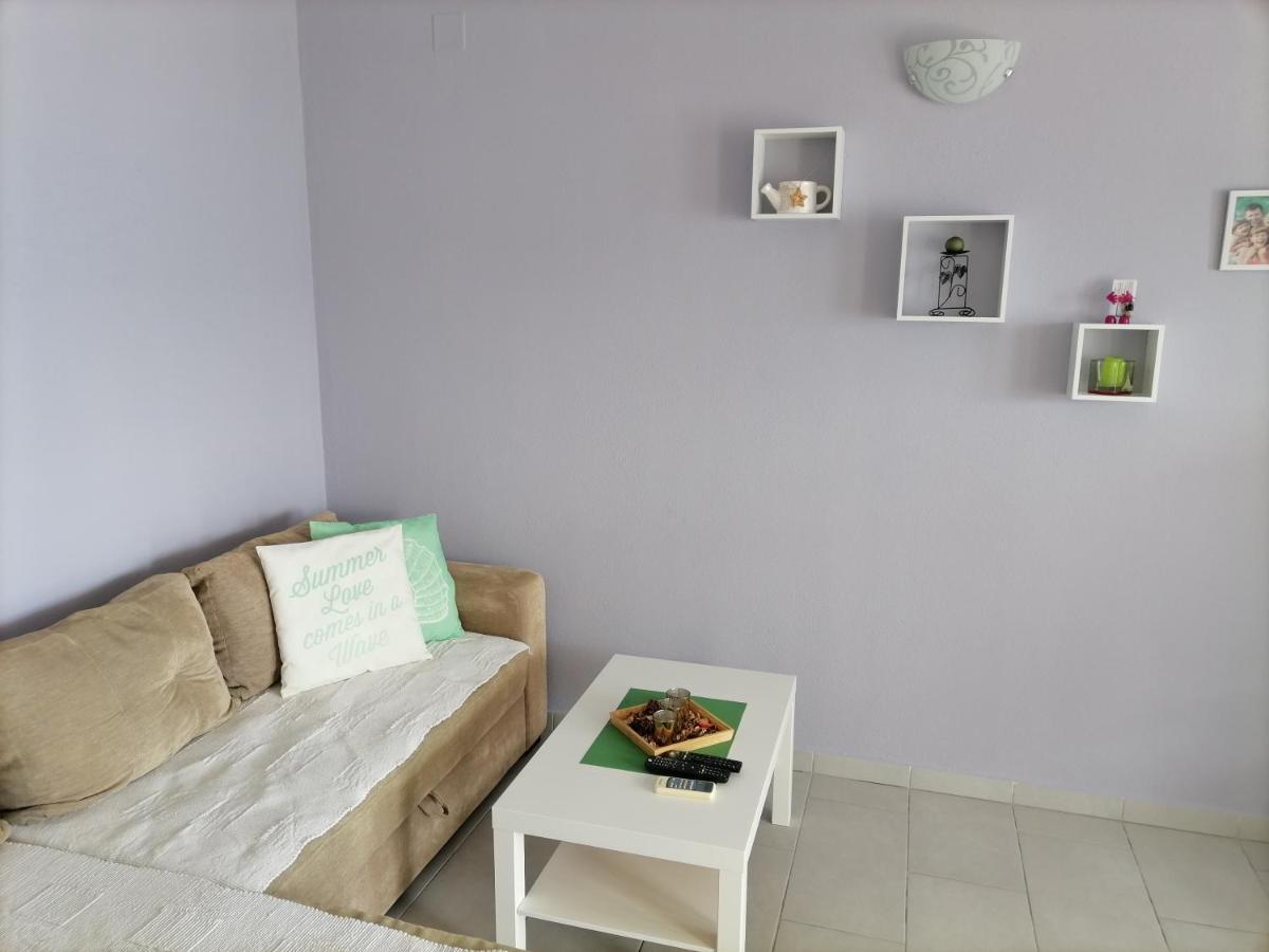 Apartman Sutalo 코마르나 외부 사진