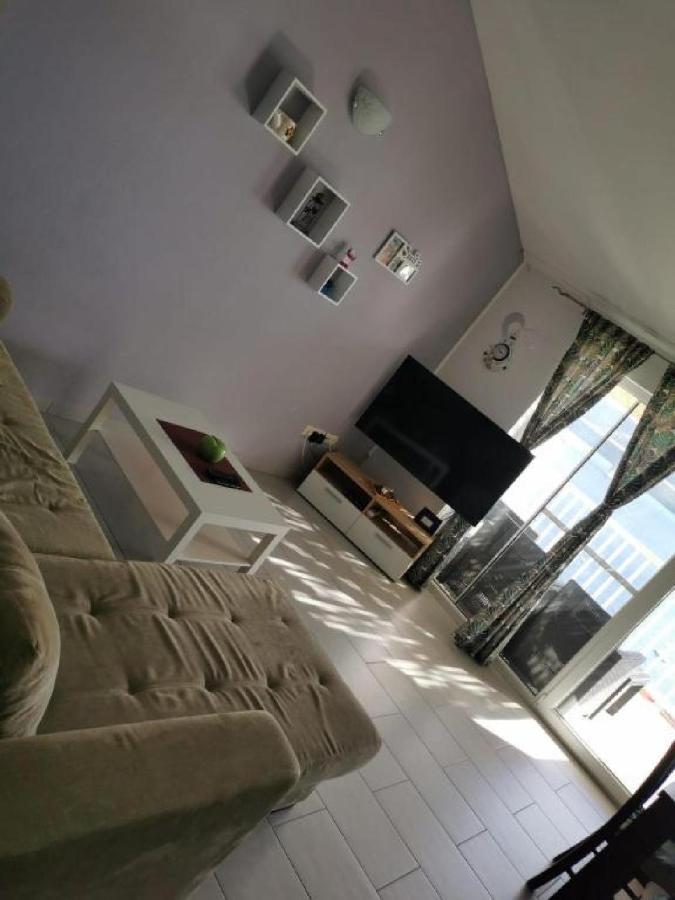 Apartman Sutalo 코마르나 외부 사진